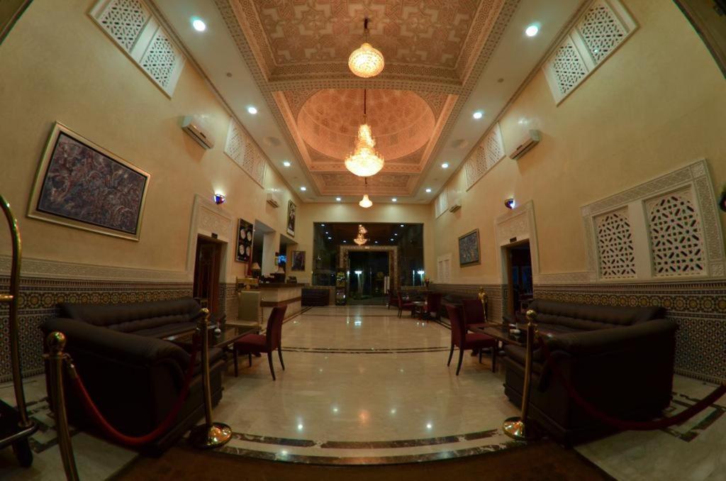 Hotel Al Akha Sidi Harazem Bagian luar foto